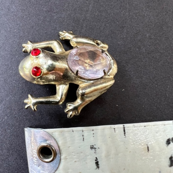 Vintage frog brooch - Picture 2 of 3